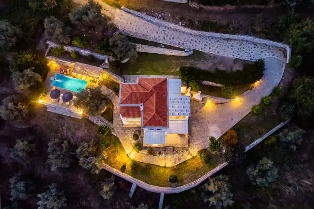 Villa, 3 Yatak Odası, Sigara İçilebilir, Şömine