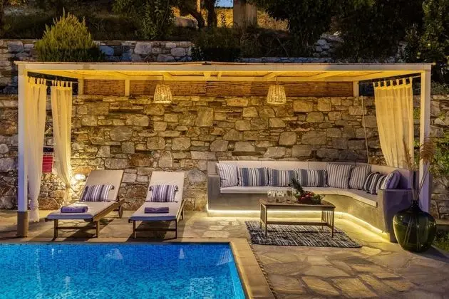 Villa, 3 Yatak Odası, Sigara İçilebilir, Şömine