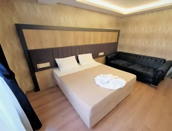 Standart Oda, Şehir Manzaralı