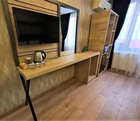 Standart Oda, Şehir Manzaralı