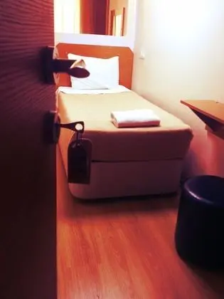 Tek Kişilik Oda