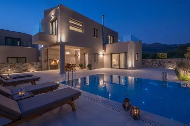 Grand Villa, 2 Yatak Odası, Kişiye Özel Havuzlu