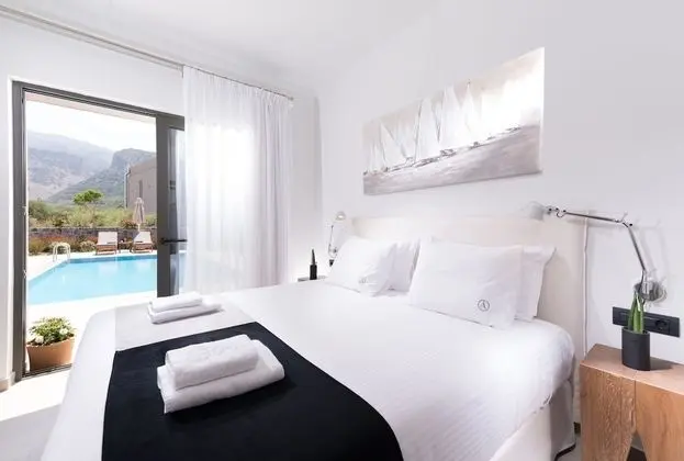 Grand Villa, 3 Yatak Odası, Kişiye Özel Havuzlu