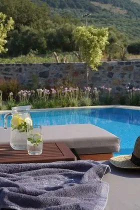 Grand Villa, 3 Yatak Odası, Kişiye Özel Havuzlu