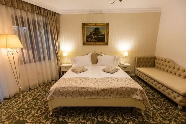 Deluxe Tek Büyük Yataklı Oda, Balkon, Şehir Manzaralı (4*)