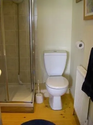 Standard Tek Büyük Yataklı Oda, Banyolu/Duşlu