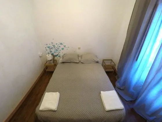 Tek Büyük Yataklı Oda, Ortak Banyo