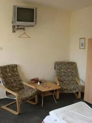 Tek Büyük veya İki Ayrı Yataklı Oda, Özel Banyo
