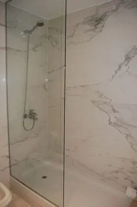 Superior Tek Büyük veya İki Ayrı Yataklı Oda
