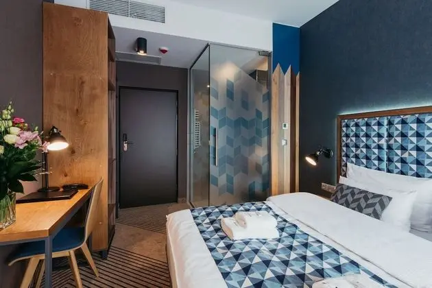 Comfort Tek Büyük veya İki Ayrı Yataklı Oda