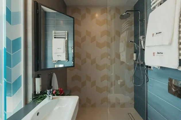 Comfort Tek Büyük veya İki Ayrı Yataklı Oda