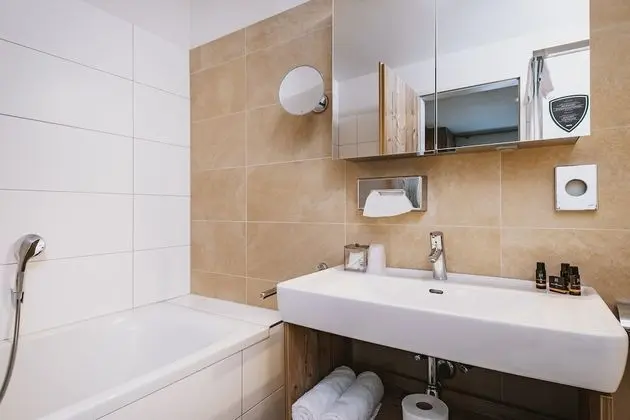 Apart Daire, 2 Yatak Odası, Balkon, Dağ Manzaralı