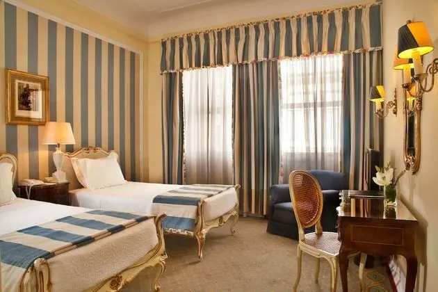 İki Ayrı Yataklı Oda