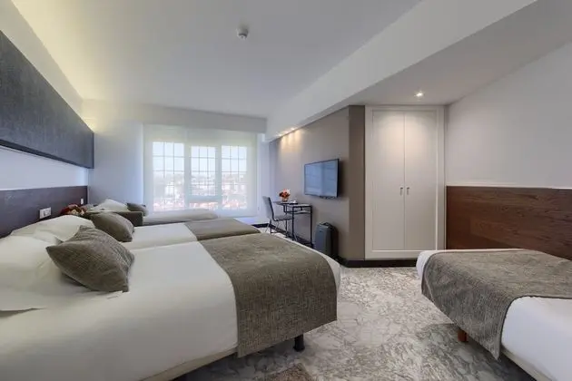 Üç Kişilik Oda (with Extra Bed)