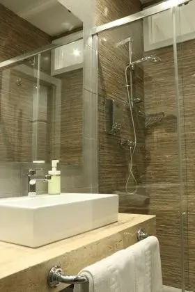 Loft Suite (3 people)