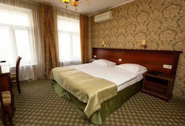 Comfort Tek Büyük veya İki Ayrı Yataklı Oda