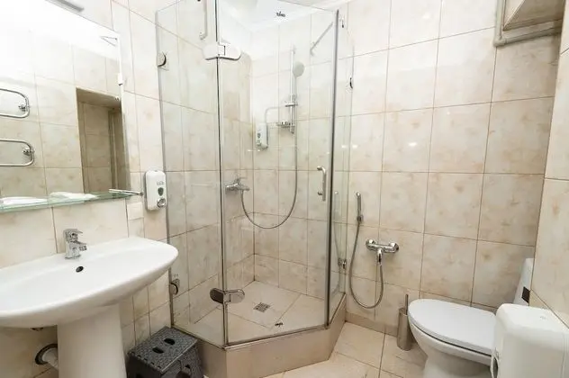 Comfort Tek Büyük veya İki Ayrı Yataklı Oda