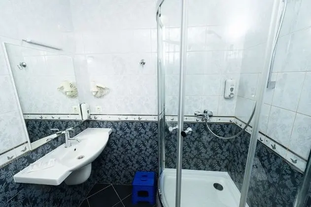 Comfort Tek Büyük veya İki Ayrı Yataklı Oda