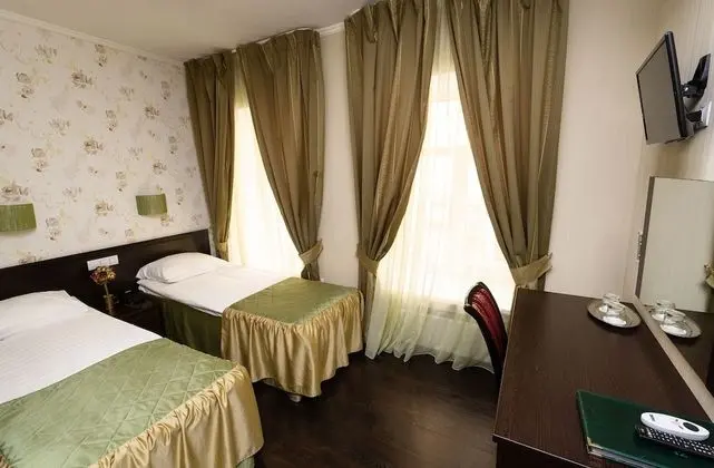 Standard Tek Büyük veya İki Ayrı Yataklı Oda