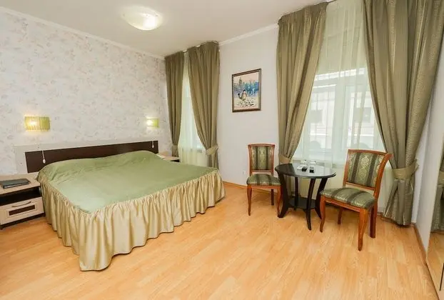 Superior Tek Büyük veya İki Ayrı Yataklı Oda