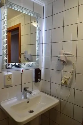 Standard Tek Büyük veya İki Ayrı Yataklı Oda