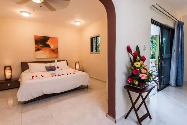 Jr Suite Pool/Garden View