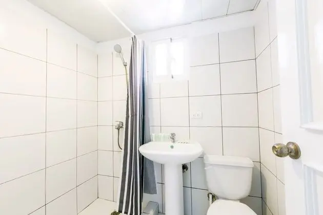 Stüdyo, Havuz Manzaralı, Havuz Kenarı