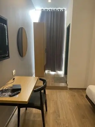 Classic Tek Büyük Yataklı Oda