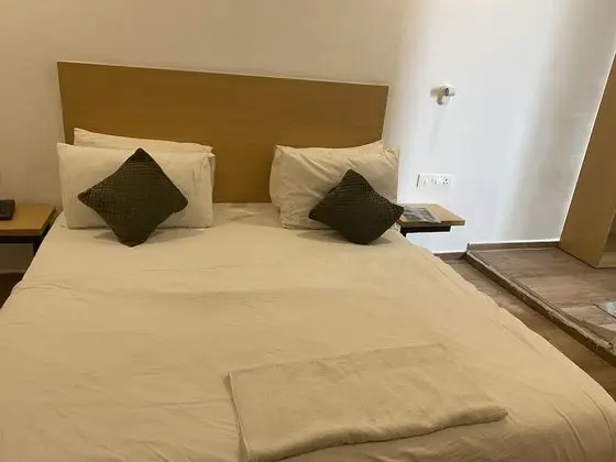 Classic Tek Büyük Yataklı Oda