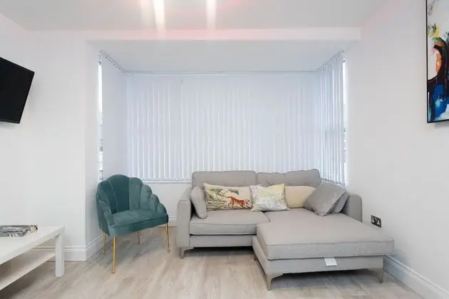 Luxury Apart Daire, Banyolu/Duşlu (2 Bed Luxury  Sleeps 5 )