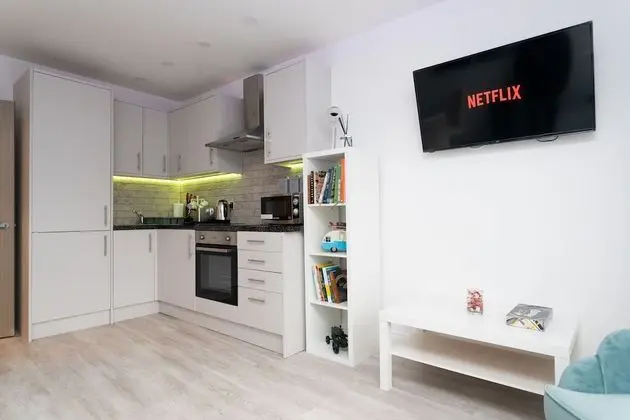 Luxury Apart Daire, Banyolu/Duşlu (2 Bed Luxury  Sleeps 5 )