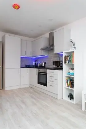 Luxury Apart Daire, Banyolu/Duşlu (2 Bed Luxury  Sleeps 5 )