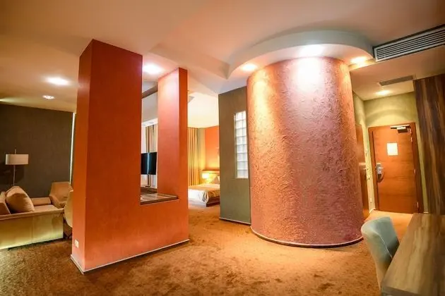 Luxury Süit, Şehir Manzaralı