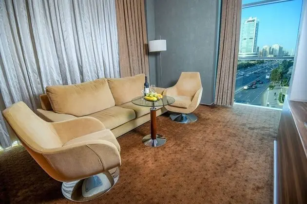 Luxury Süit, Şehir Manzaralı
