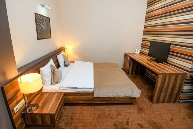 Superior Tek Büyük veya İki Ayrı Yataklı Oda, 1 Yatak Odası, Sigara İçilebilir, Şehir Manzaralı