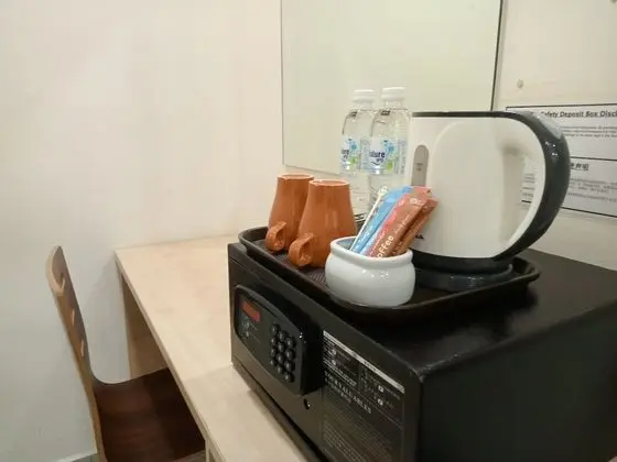 Basic Tek Büyük Yataklı Oda
