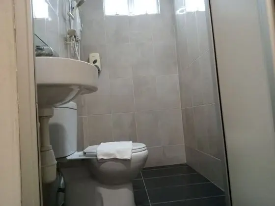 Basic Tek Büyük Yataklı Oda