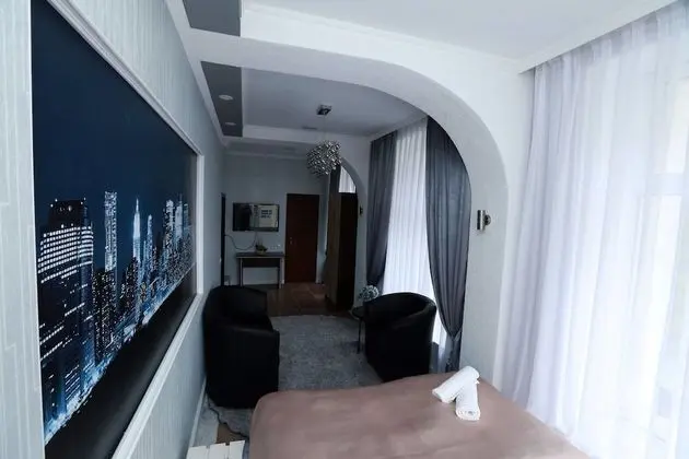 Deluxe Tek Büyük veya İki Ayrı Yataklı Oda