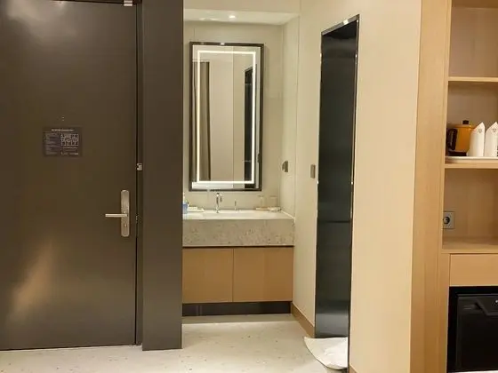 Premier Tek Büyük Yataklı Oda