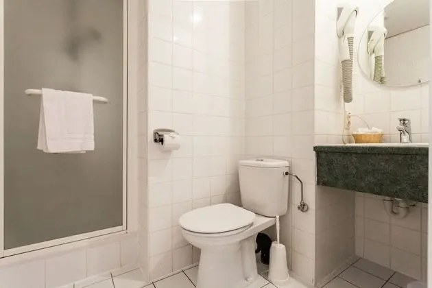 Tek Büyük Yataklı Oda, Balkon