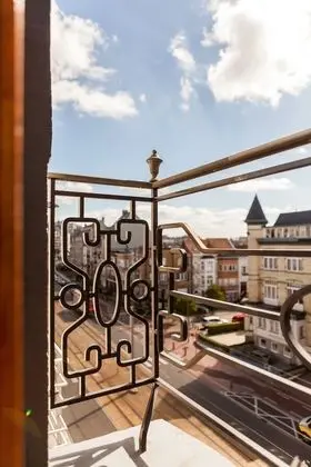 Tek Büyük Yataklı Oda, Balkon