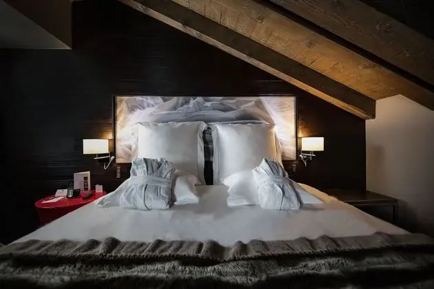 Classic Tek Büyük veya İki Ayrı Yataklı Oda