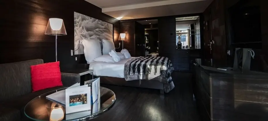 Superior Tek Büyük veya İki Ayrı Yataklı Oda