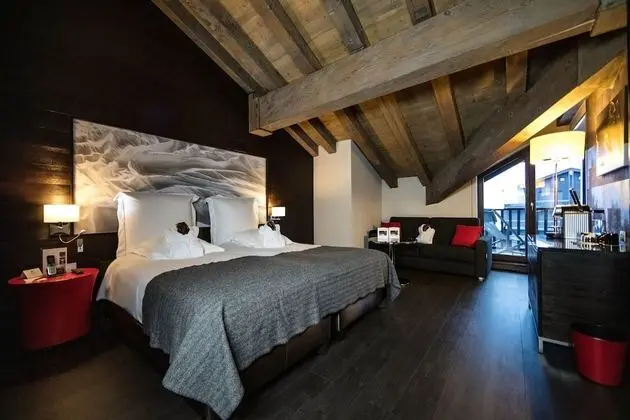 Superior Tek Büyük veya İki Ayrı Yataklı Oda