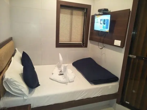 Deluxe Tek Büyük Yataklı Oda, Sigara İçilebilir