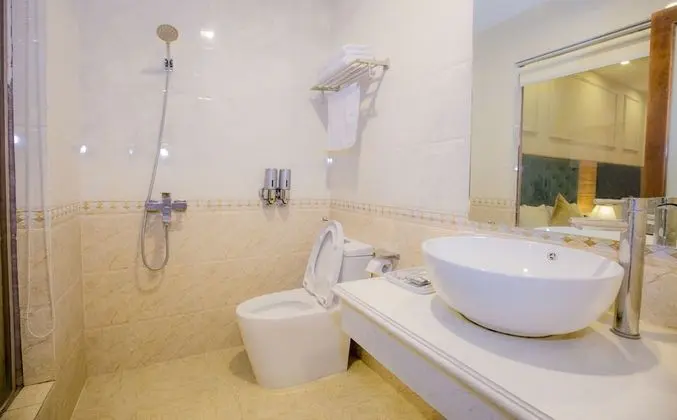 Superior Tek Büyük Yataklı Oda, Şehir Manzaralı