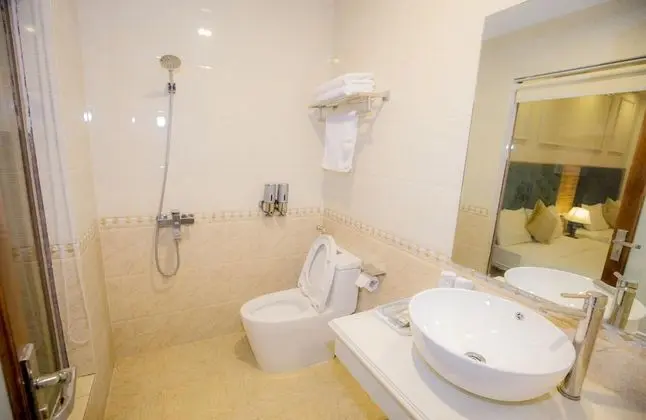 Superior Tek Büyük Yataklı Oda, Şehir Manzaralı