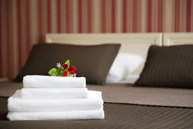 Comfort Tek Büyük veya İki Ayrı Yataklı Oda