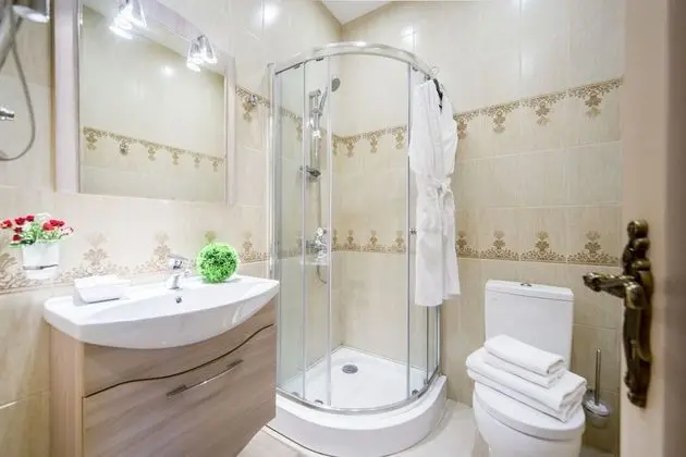 Comfort Tek Büyük veya İki Ayrı Yataklı Oda