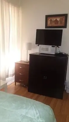 Basic Tek Büyük Yataklı Oda, 1 Büyük (Queen) Boy Yatak